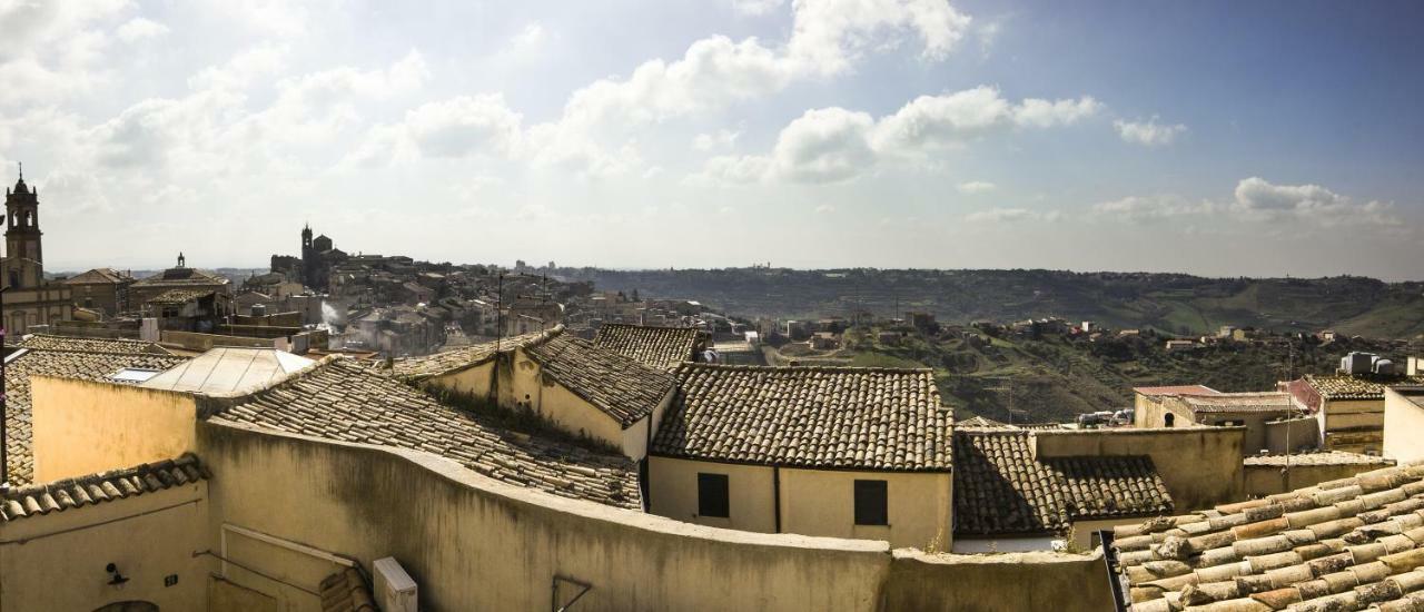 Apartamento La Majolica Caltagirone Exterior foto